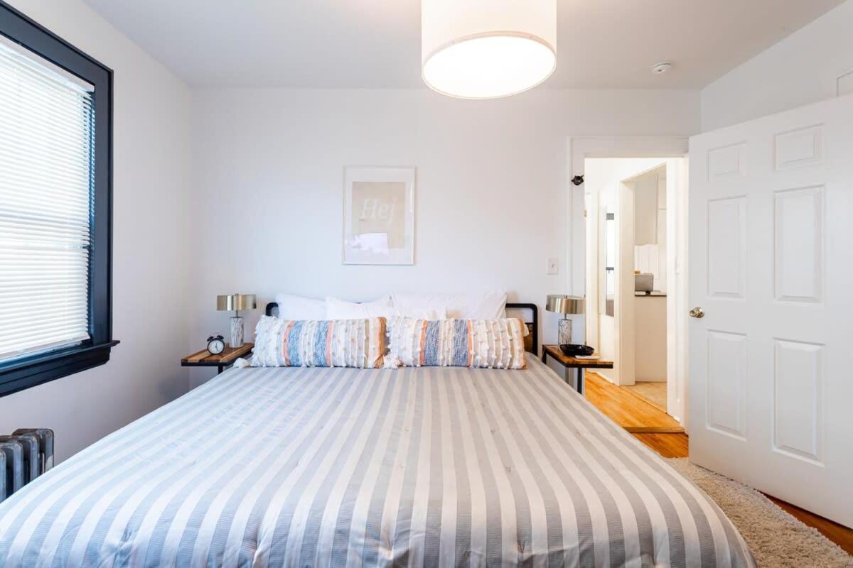 The Blue Sapphire 2Br 2 King Beds & Ample Backyard Lejlighed Bridgeport Eksteriør billede