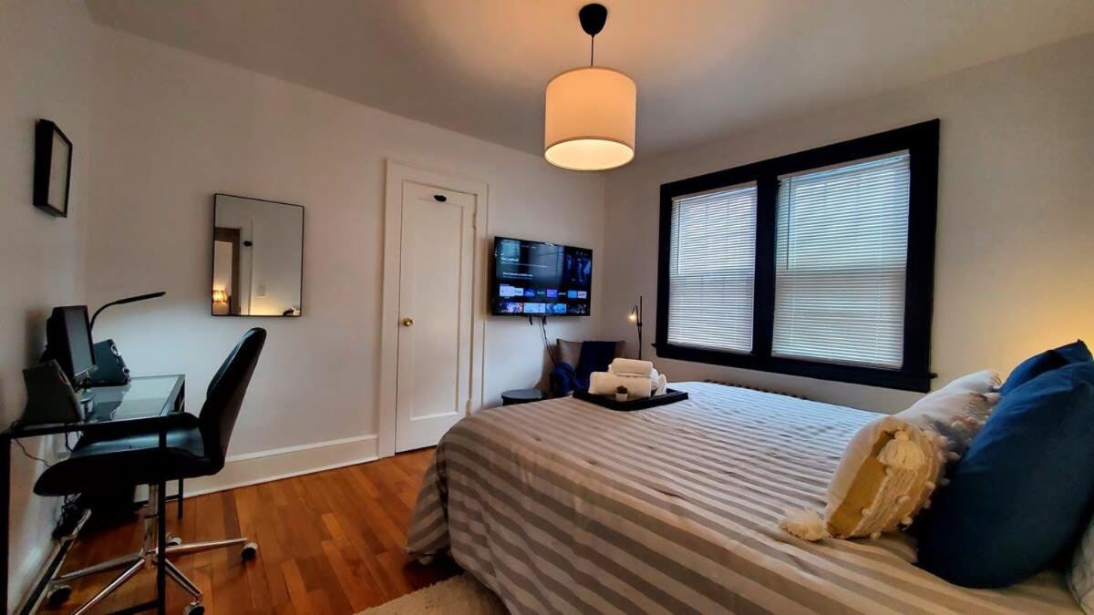 The Blue Sapphire 2Br 2 King Beds & Ample Backyard Lejlighed Bridgeport Eksteriør billede