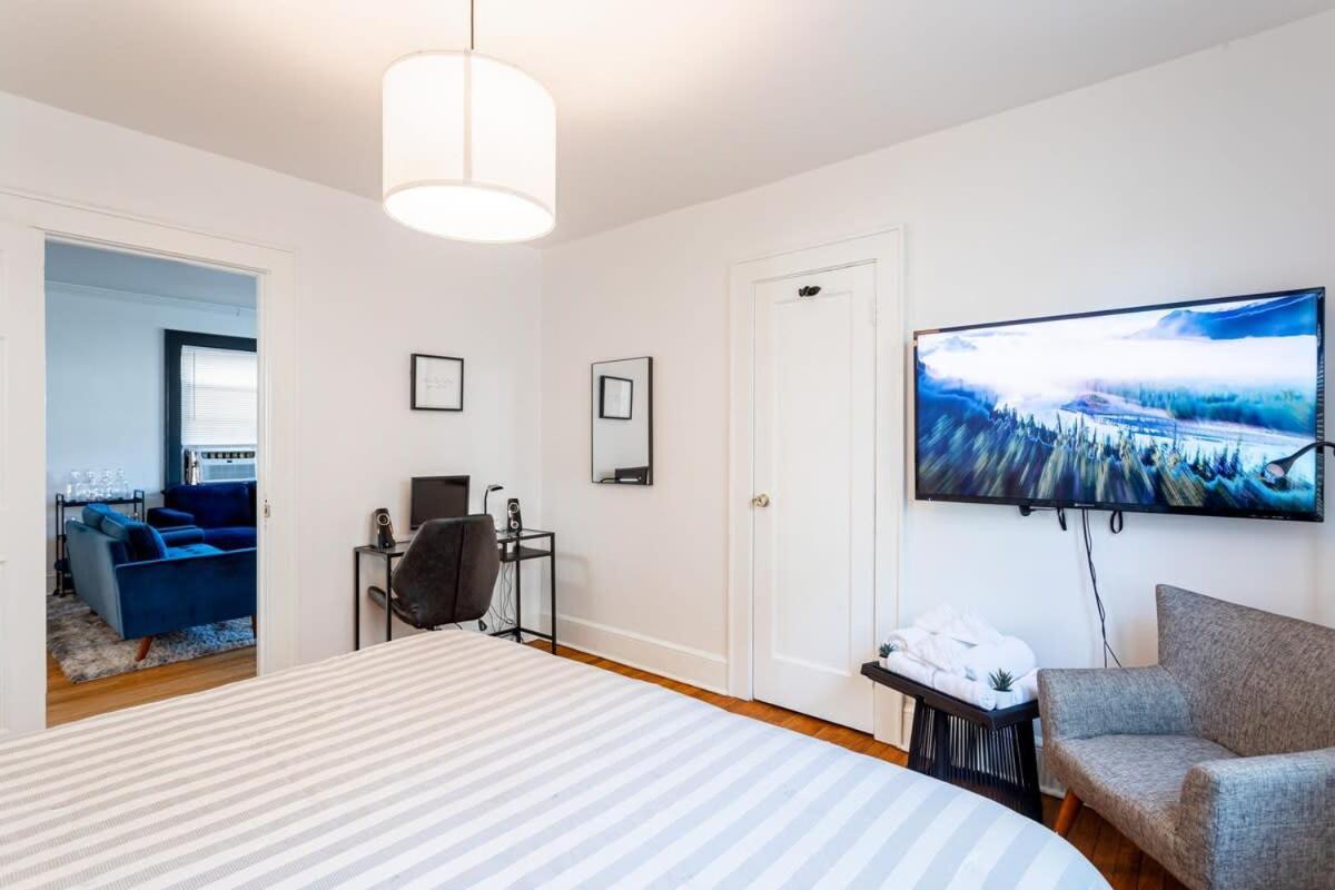 The Blue Sapphire 2Br 2 King Beds & Ample Backyard Lejlighed Bridgeport Eksteriør billede
